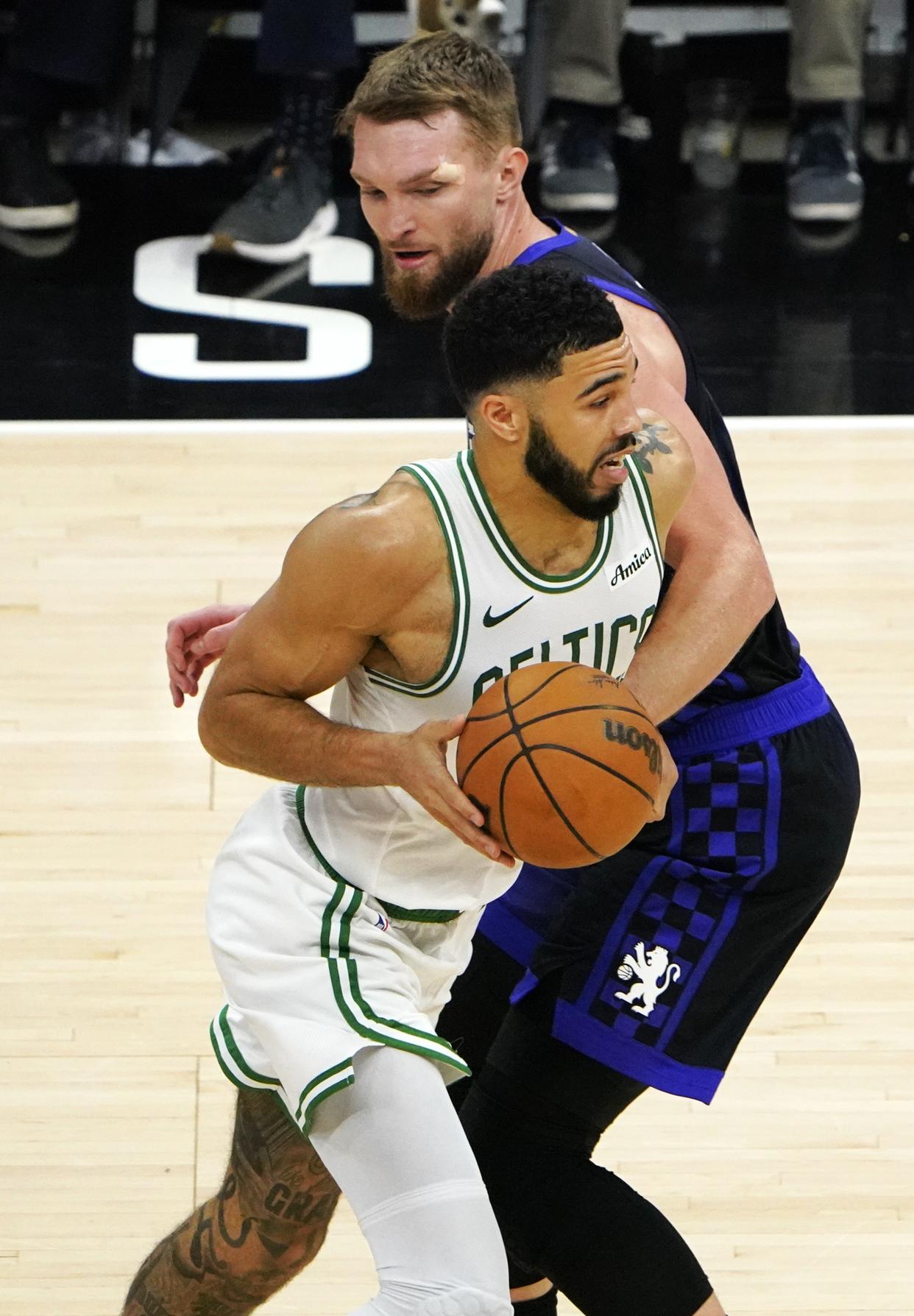 开云体育官网-关于凯尔特人鏖战加拿大男篮,丹尼·格林关键制胜的信息