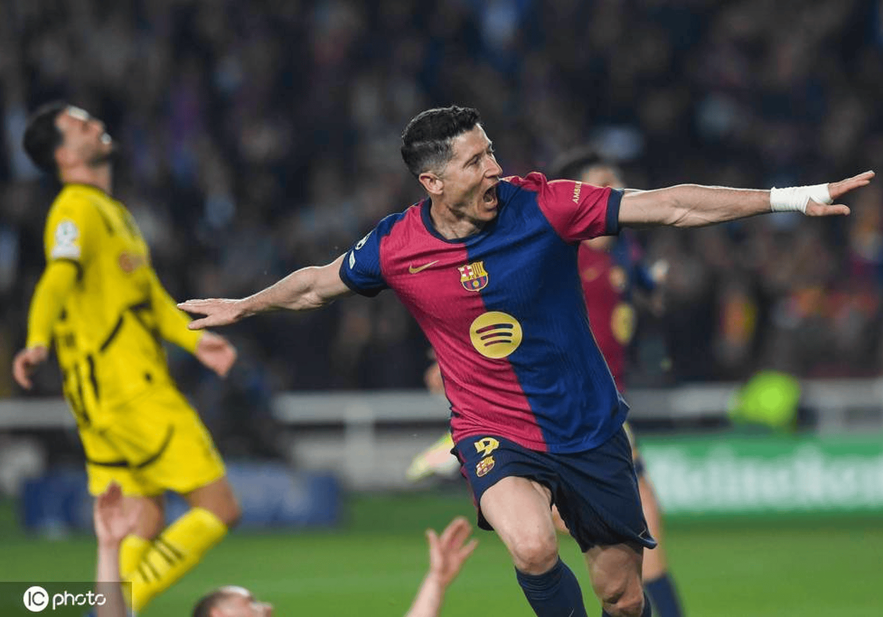 开云体育-包含梅开二度!多特蒙德球员连入两球,帮助球队夺胜的词条