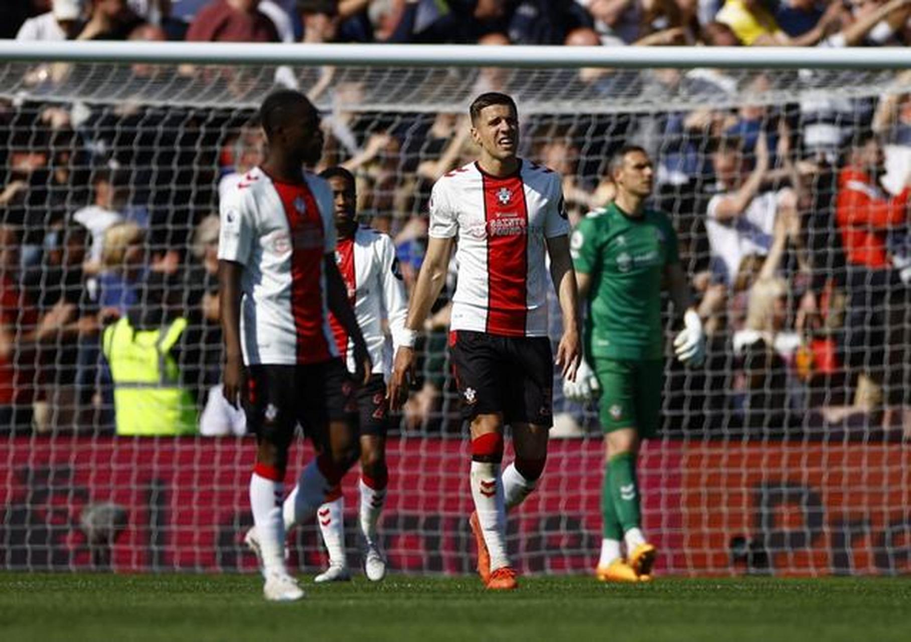 开云下载-南安普敦主场不敌富勒姆,遭遇连败的简单介绍