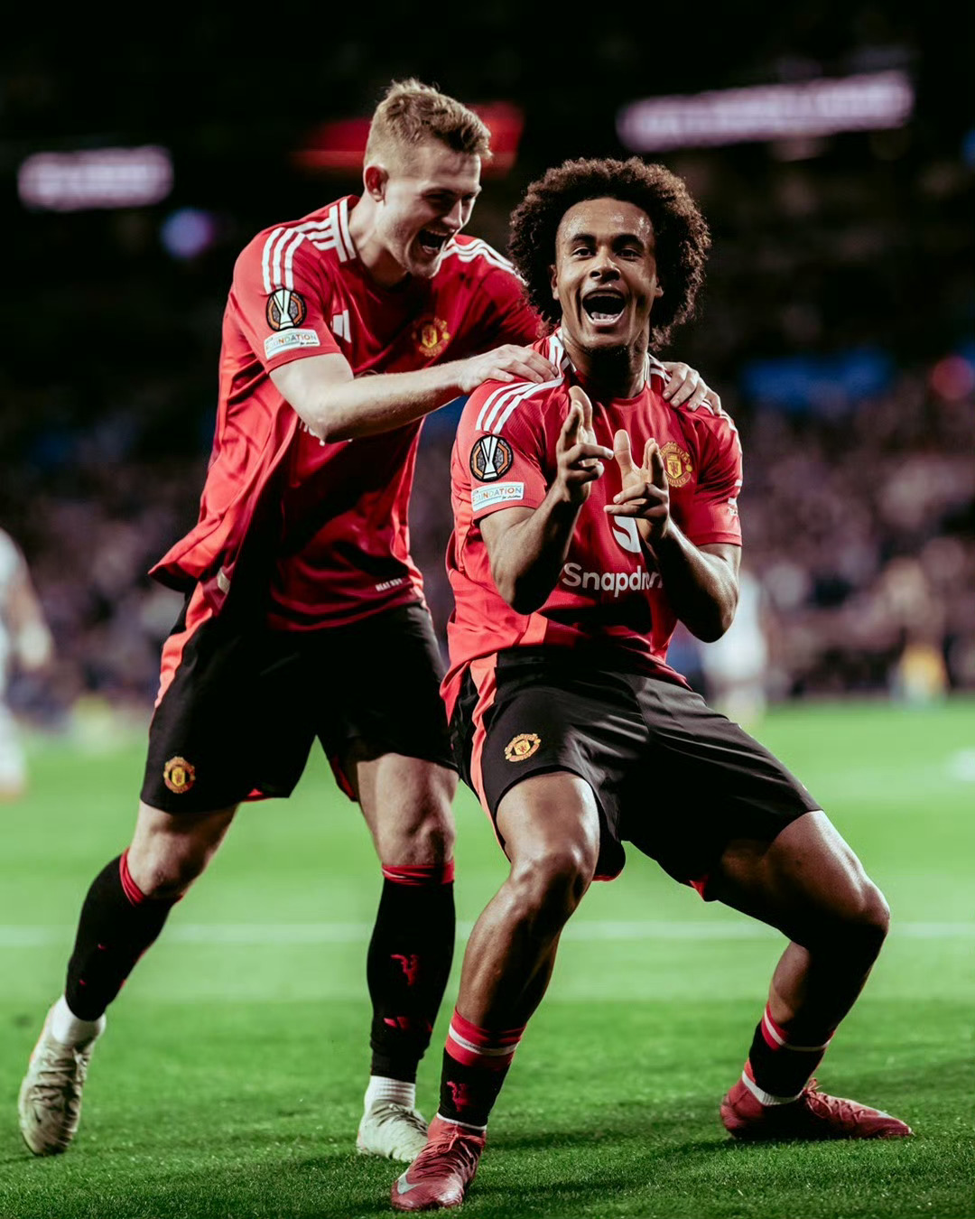 开云体育官方网站-包含曼联客场绝平波尔图,晋级悬念的词条