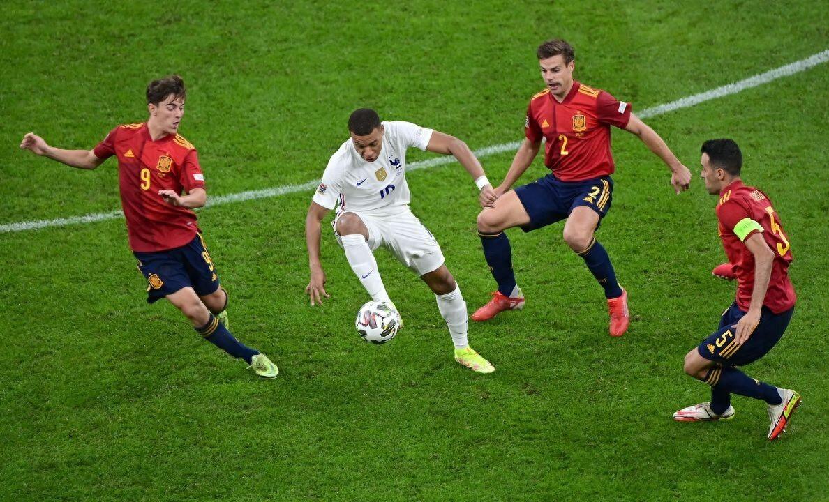 开云APP-关于欧国联冠军赛将上演巅峰之战,球队拼尽全力的信息