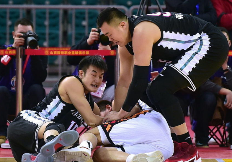 开云体育入口-山西队险胜吉林队,戈贝尔状态火热的简单介绍