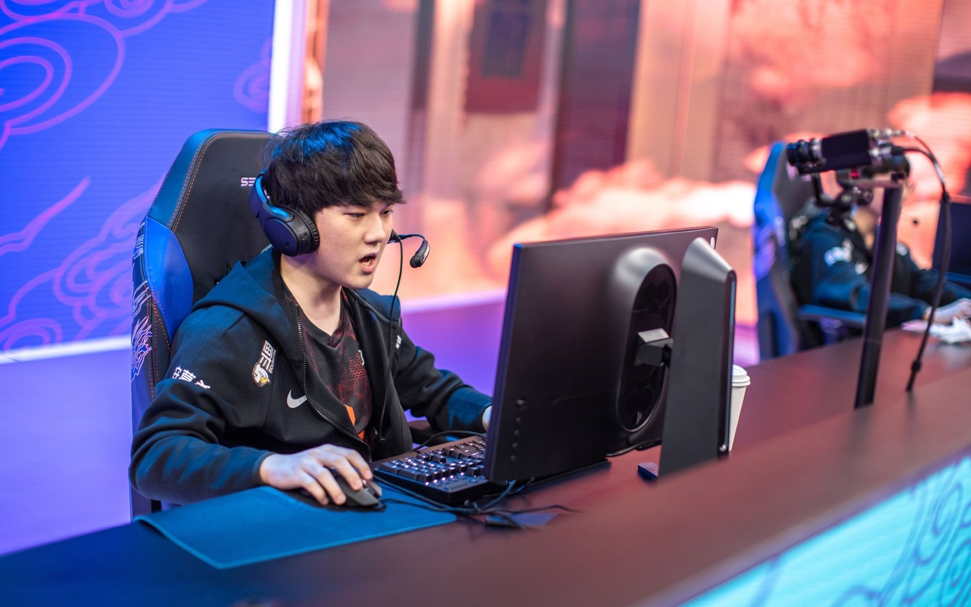 开云体育官网-包含TES横扫TSM,Inspired统治全场的词条