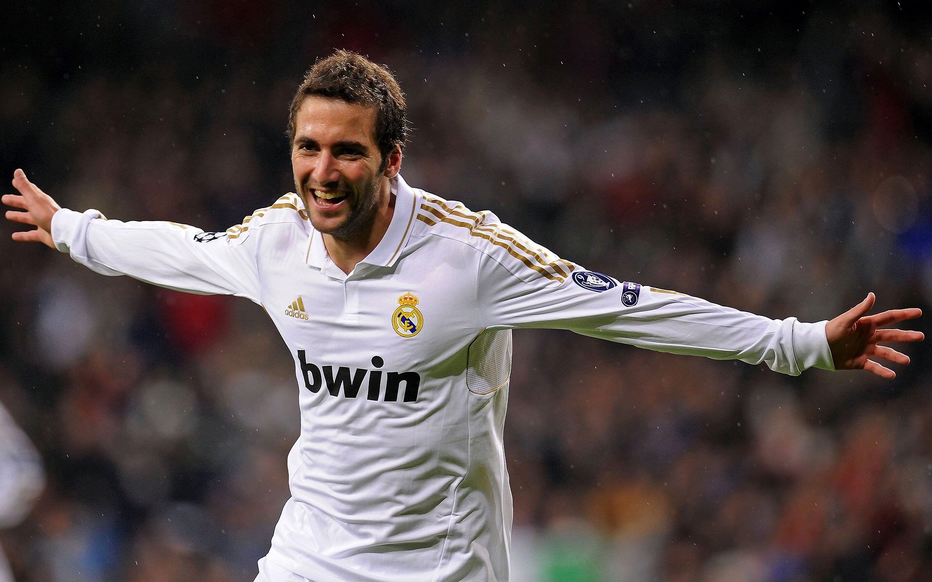 奥纳纳神扑定乾坤，巴西一波流终结波兰悬念